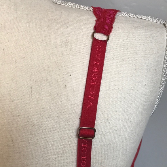 EUC VS Red with Pink Details Brassiere - Picture 5 of 8